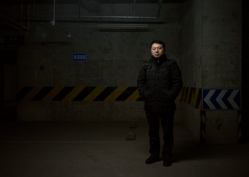 老梁：调查记者风中残烛-duli 读立